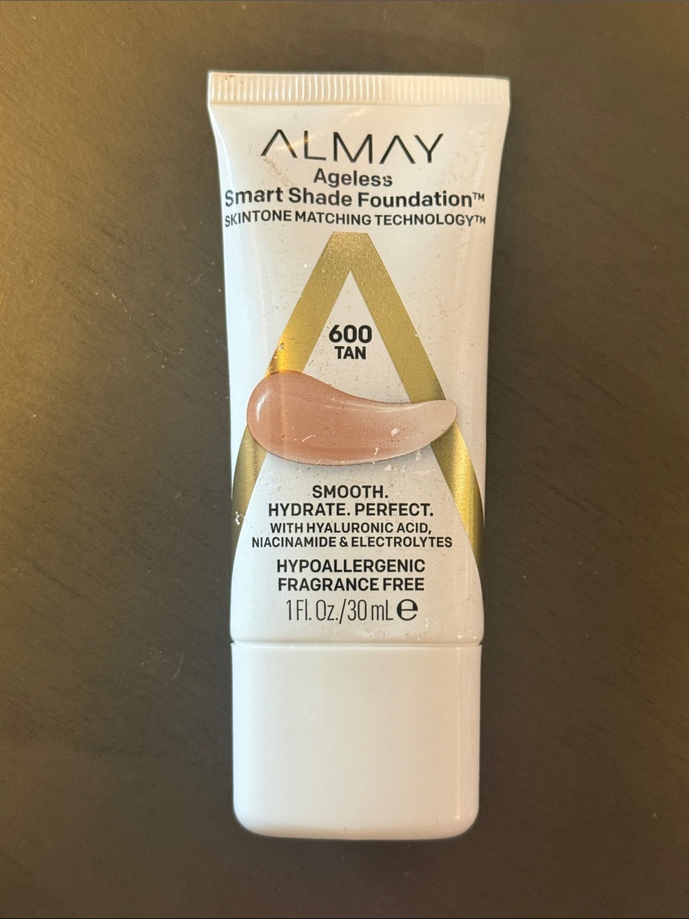 🌻 Almay Ageless Smart Shade Foundation in 600 Tan NWT